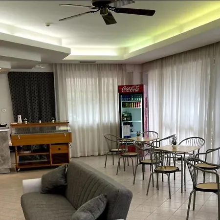 Franca ミザーノ・アドリアーティコ