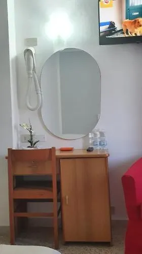 ホテル Franca ミザーノ・アドリアーティコ